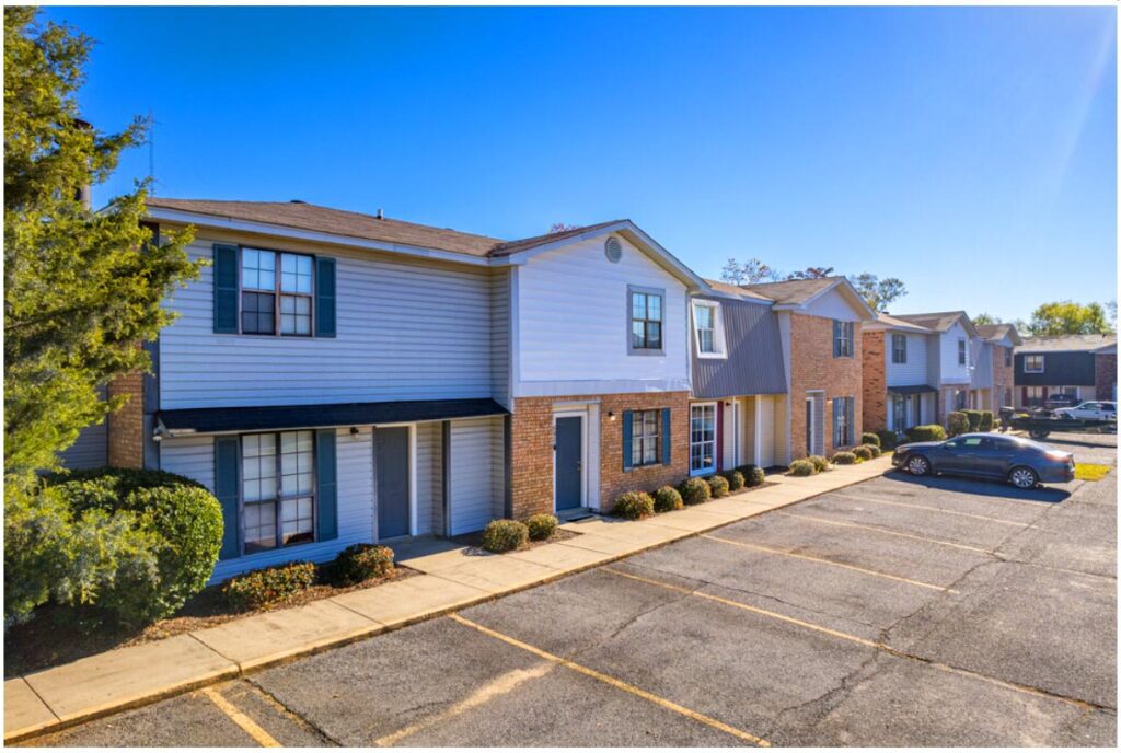 Leasing Information | Parkwood Townhomes & Apartments