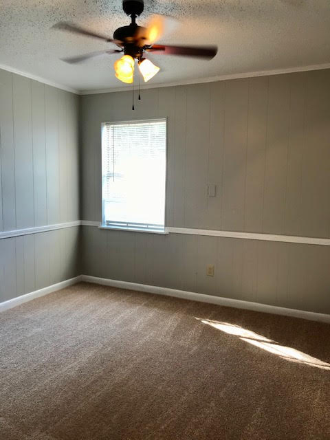Apartment bedroom with carpet